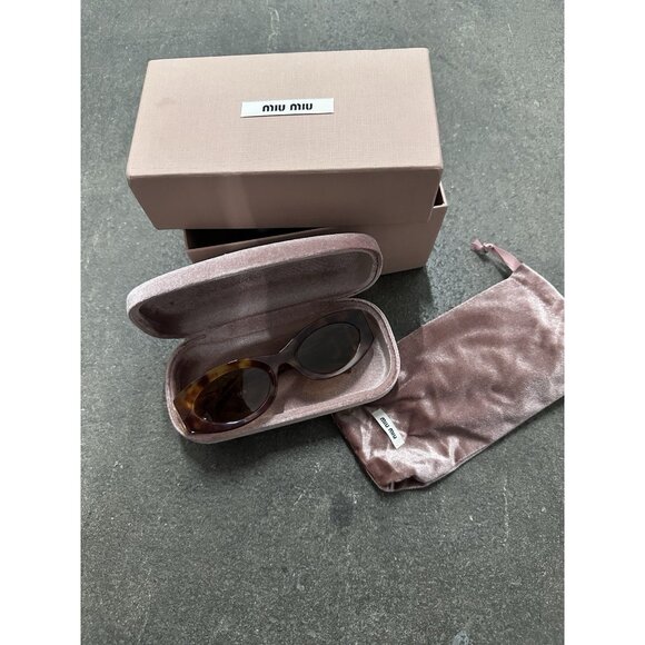 Miu Miu Glimpse Oval Logo Accented Sunglasses main image 7
